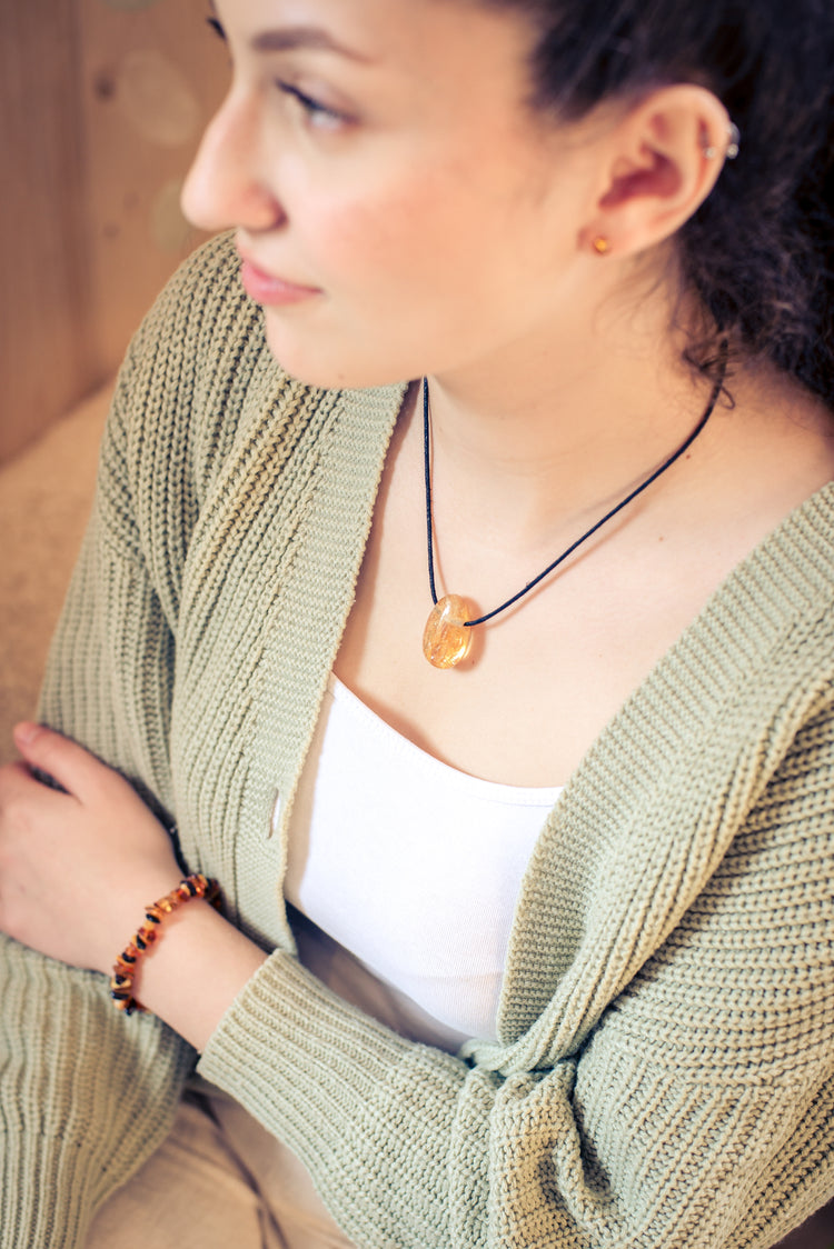 Bernstein Tropfenanhänger