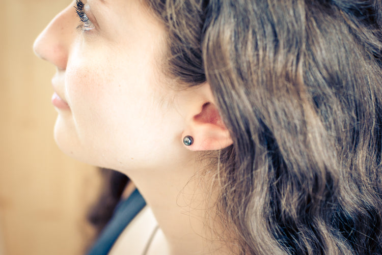 Hämatit Ohrstecker 6 mm | 925er Silber