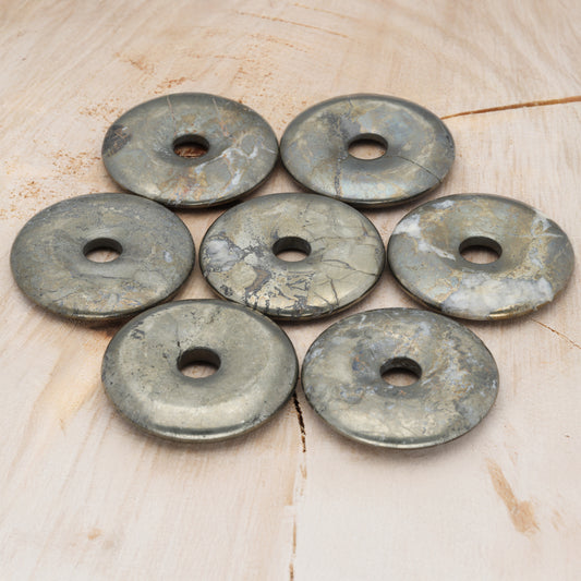 Pyrit Donut | 40 mm Anhänger + Baumwollband