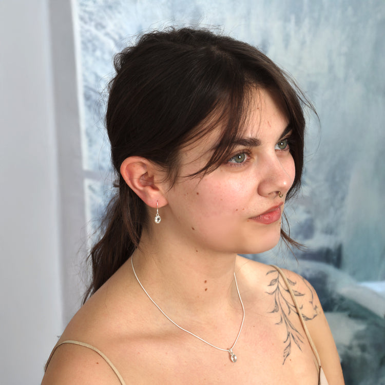 Bergkristall Anhänger facettiert | Ovale Perle 8x6 mm | 925er Silber gefasst