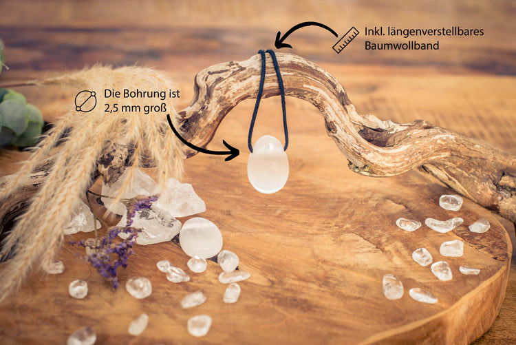 Selenit Tropfenanhänger