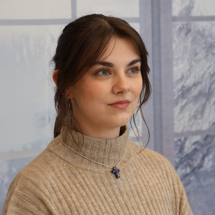 Sodalith Kreuzanhänger