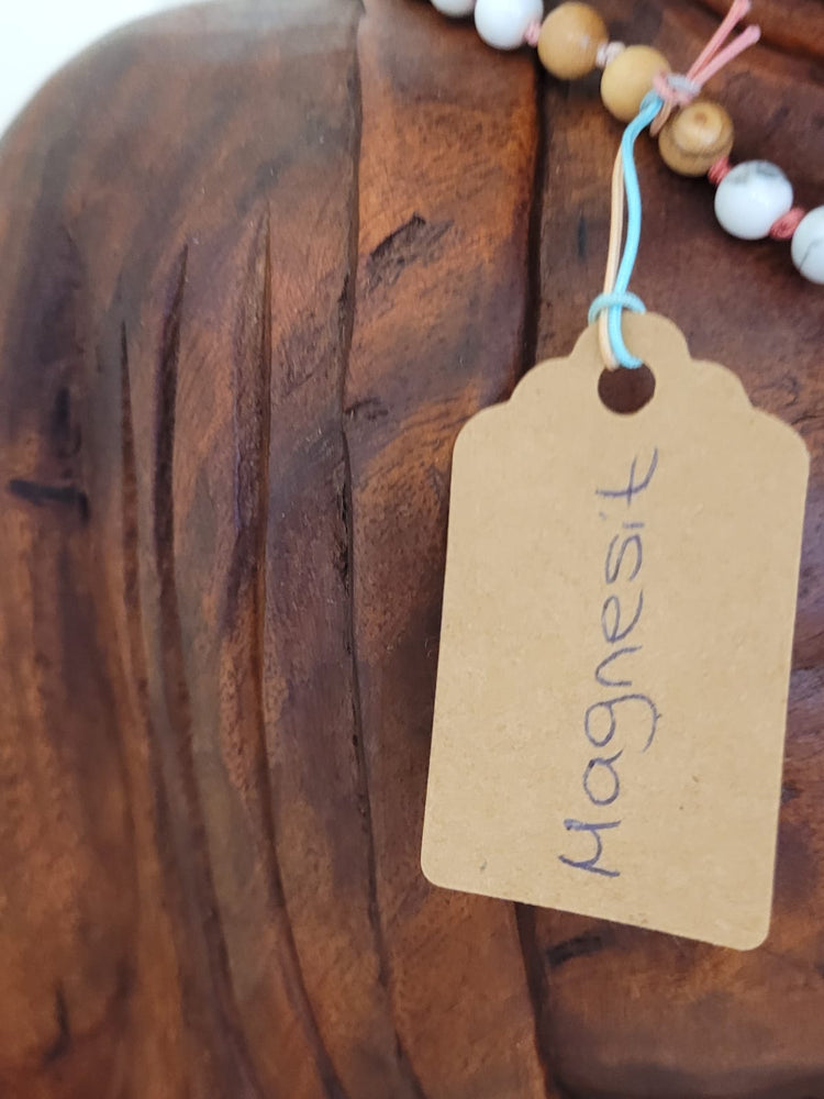 108-Perlen Mala aus Magnesit und Olivenholz – Handgefertigte Gebetskette für innere Ruhe, Achtsamkeit und Erdung