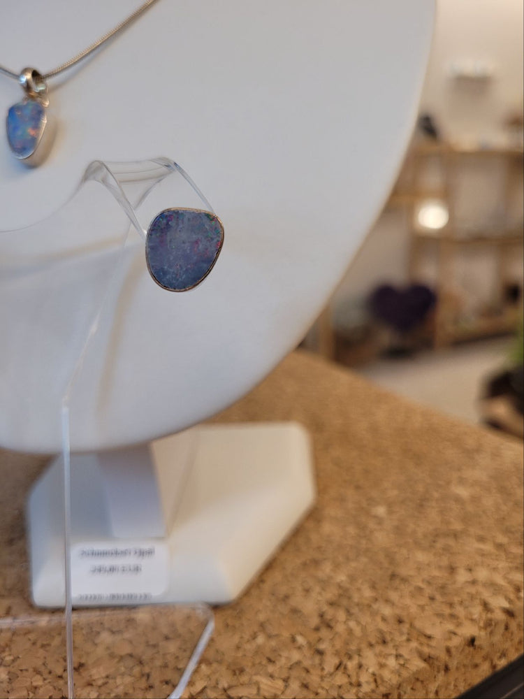 Opal Komplettset | Hochwertiger Opal Kettenanhänger incl. Silberkette in Kombination mit passenden Ohrsteckern
