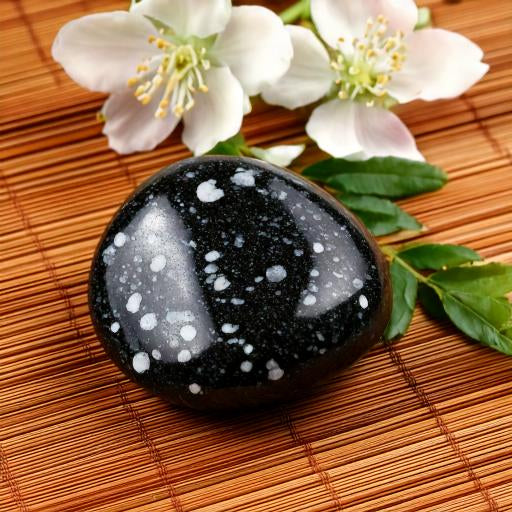 A-Z Schneeflocken-Obsidian