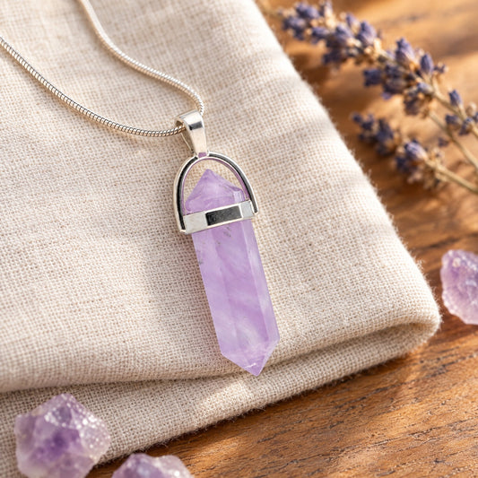 Amethyst hell Doppelspitze auf Leinen