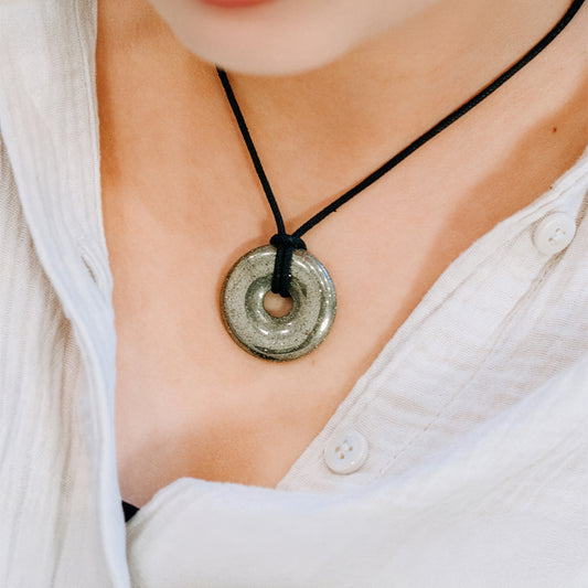Colgante donut de pirita | 30 mm Colgante + Cordón de algodón