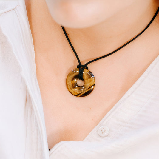 Colgante donut de ojo de tigre | 30 mm Colgante + cordón de algodón