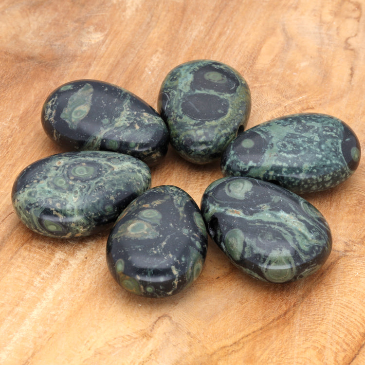 Pendentif goutte en eldarite