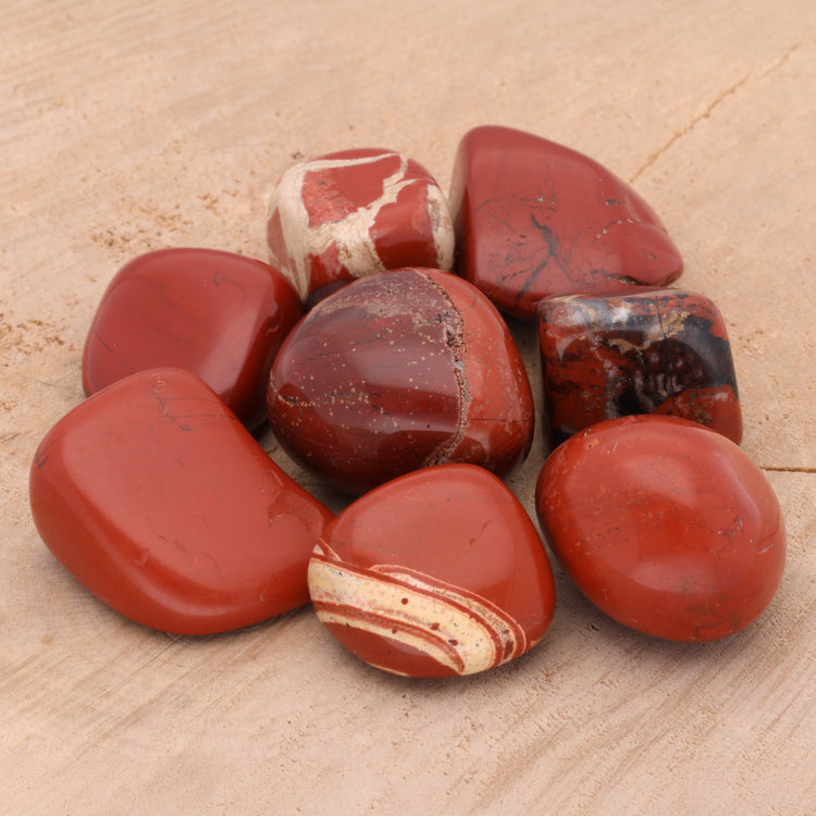 Jaspis, rot Trommelstein