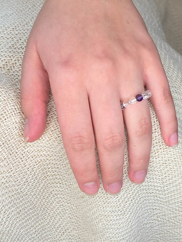 Bergkristall+Amethyst | elastischer Kugelring