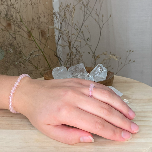 Rosenquarz | elastischer Kugelring