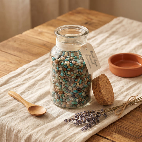 Chrysokoll Mini-Trommelsteine – lifestyle-anwendung
