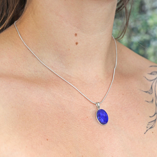 Lapislazuli Anhänger (oval) in Silber gefasst