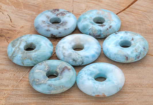 Larimar Donut mit Einschluss | 30 mm Anhänger + Baumwollband