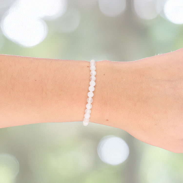 Piedra lunar arcoíris | pulsera facetada | 4 mm