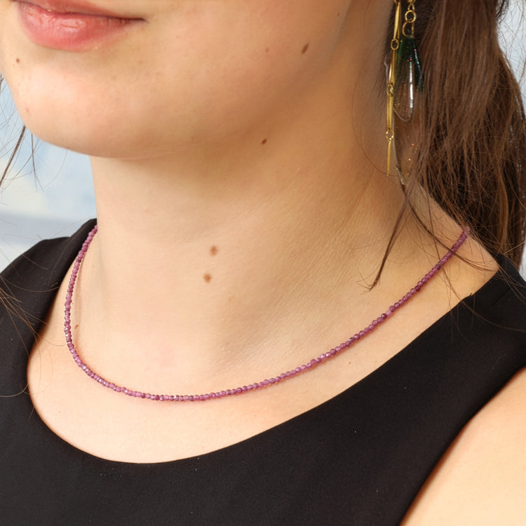 Rubin 2 mm Perlenkette facettiert | 45 cm + Silberverschluss