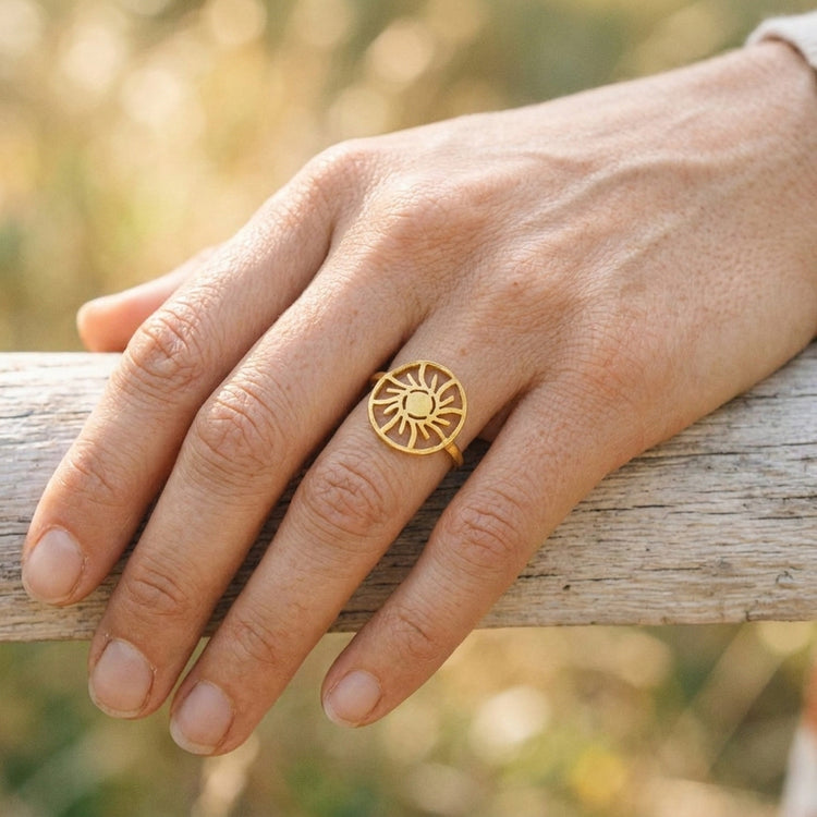 Edelstahl Sonnenring Gold – filigraner Sonnen-Ring, Größe 17,5 mm
