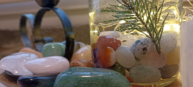 Bunter Trommelstein Mix | Mit farbenfrohem Beutel | Größe M